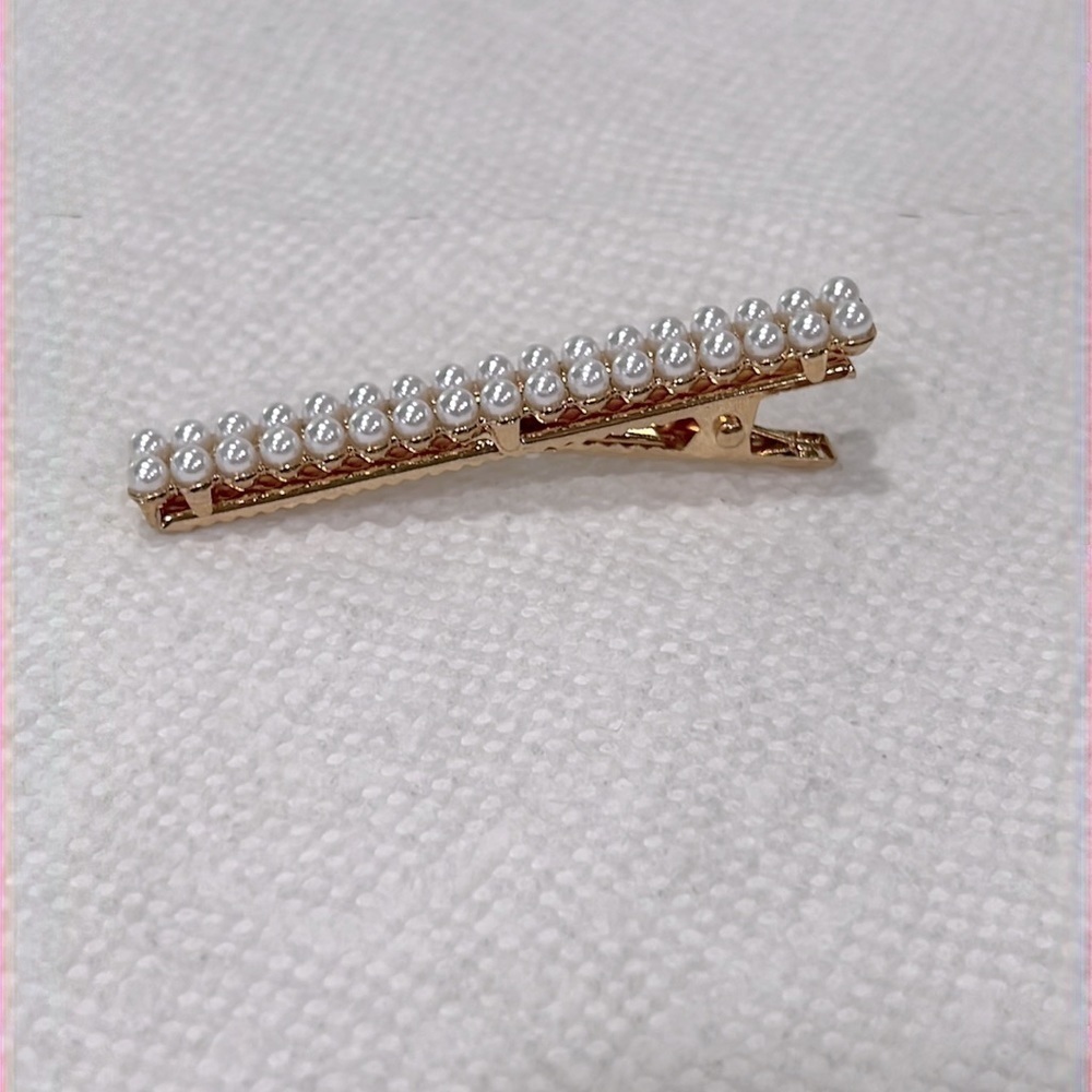 4 Piece Metal Hair Accessories - Picture 3 of 5
